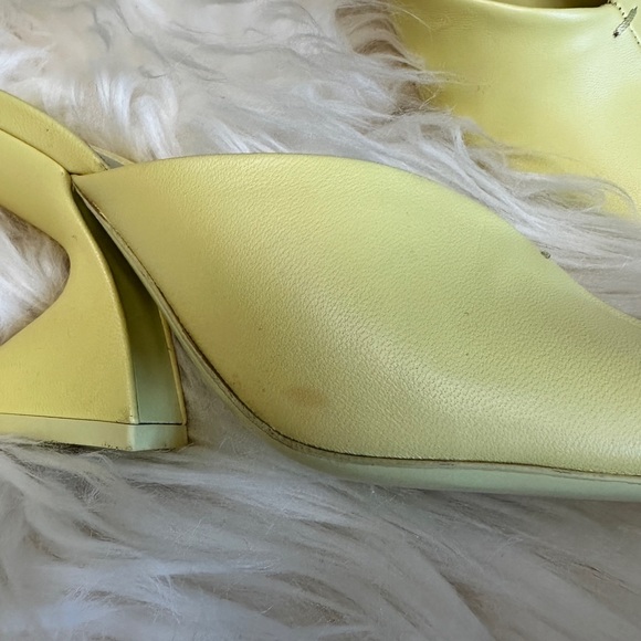 FERRAGAMO
Leather Sansu Mules 85 - Picture 7 of 8